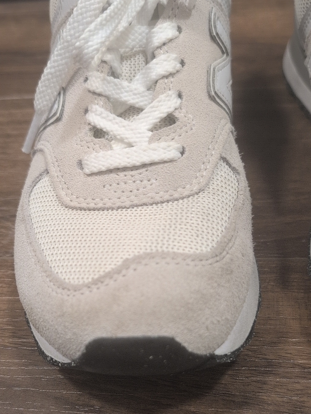 New Balance 574 Classic Women's Athletic Sneakers in Light Gray and White - Picture 3 of 8